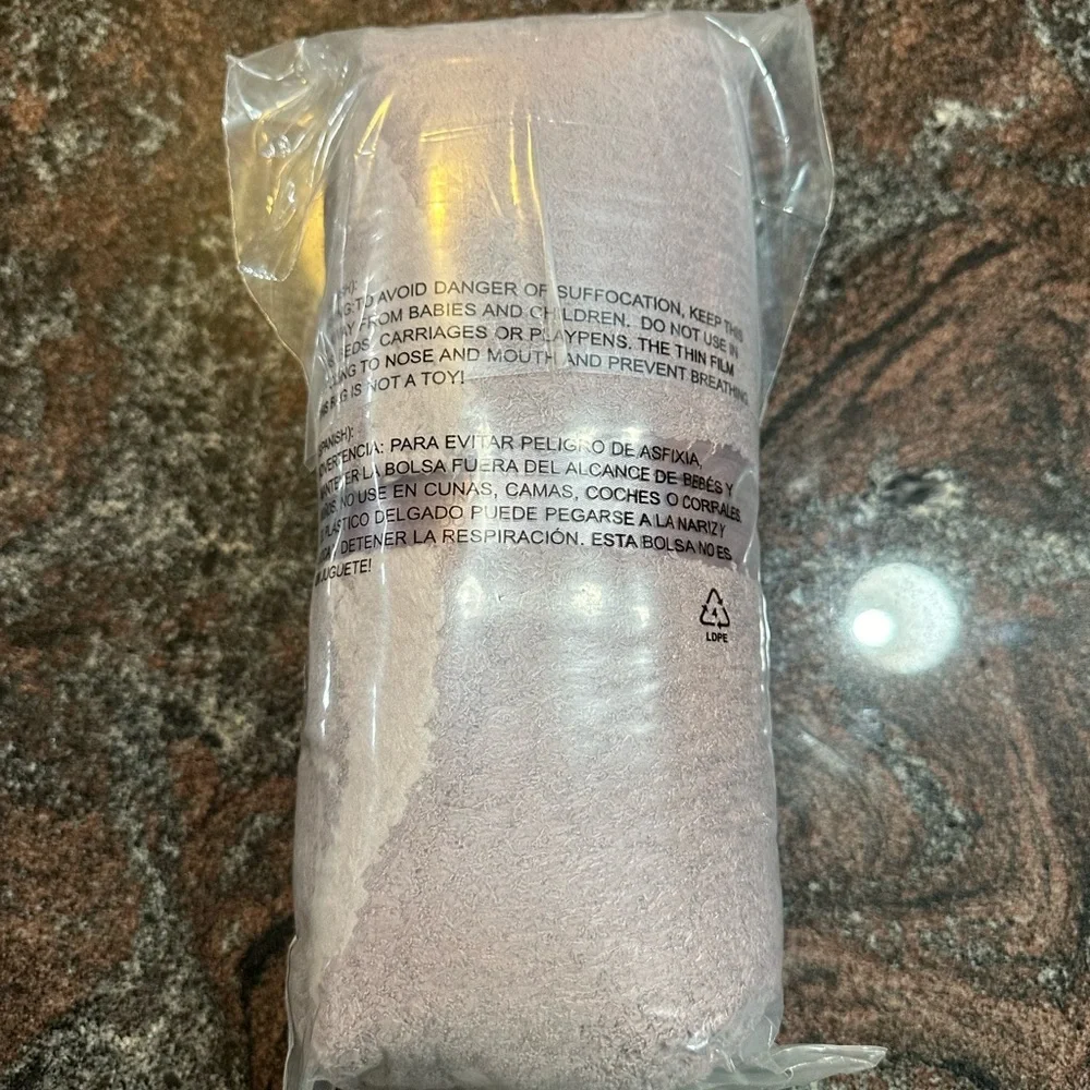 NWT Ulta limited edition plush throw